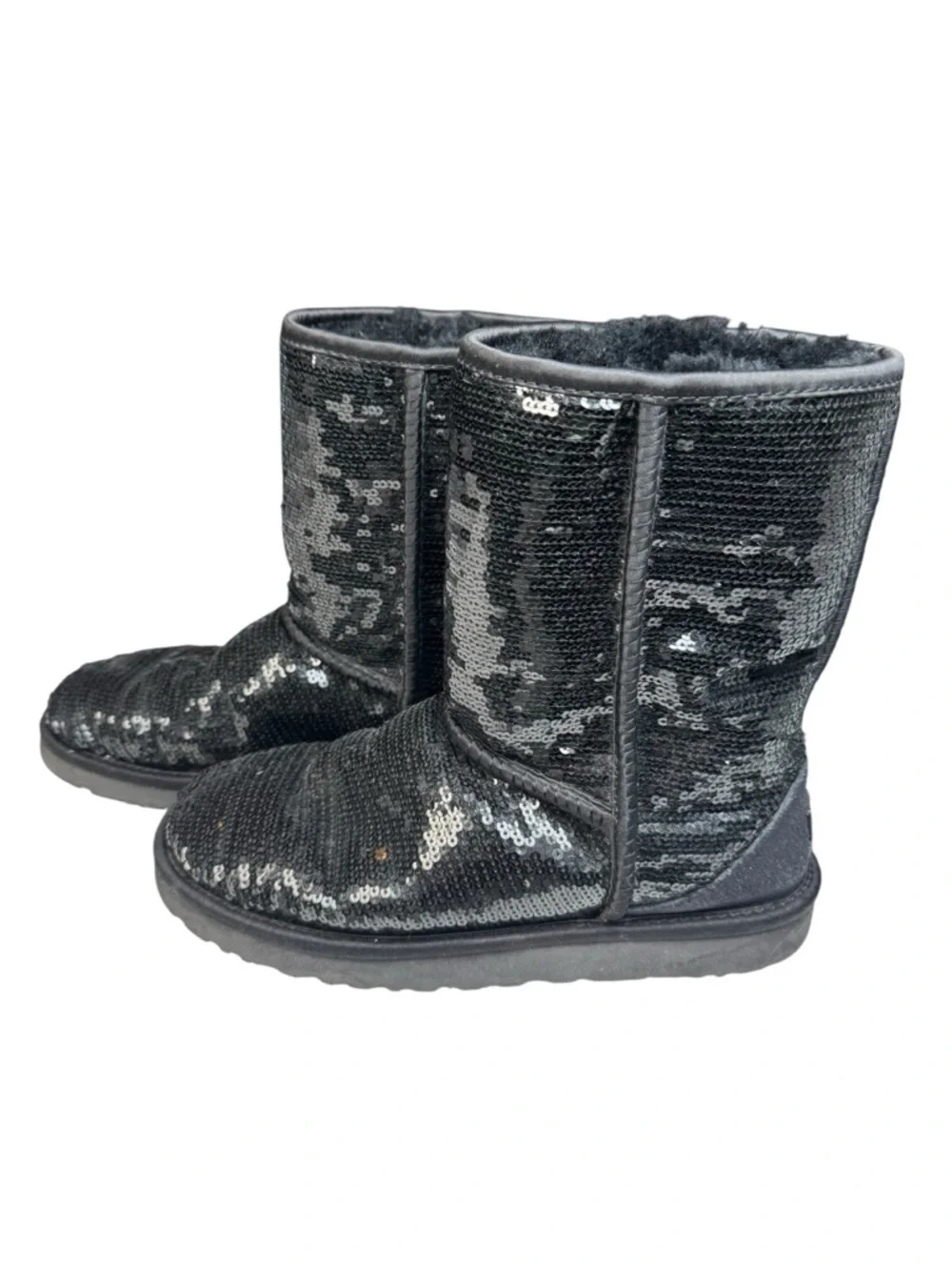 UGG Classic Short Sparkles Boots Black Sequin Sheepskin Sz 8 3161